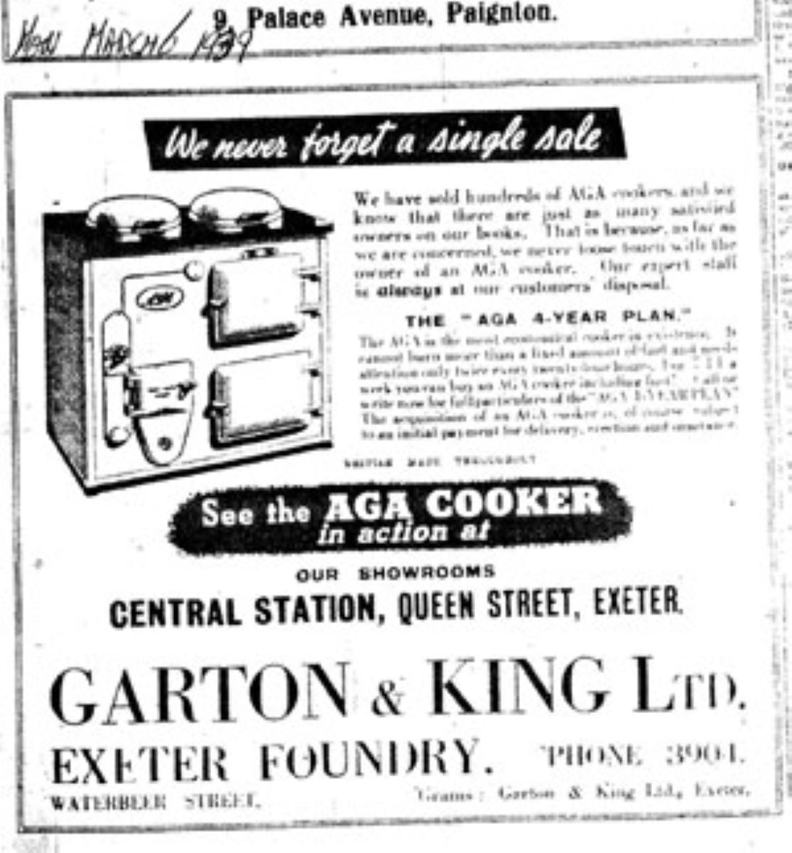 Christmas shoppers notice 1932