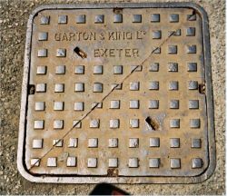 Double Triangular manhole
